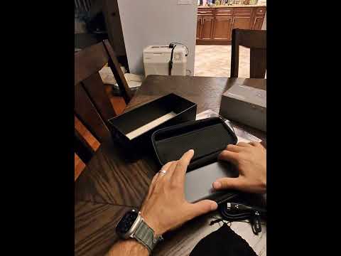 Omni 30C+ Pin Sạc Dự Phòng 25600 mAh, Công Suất 100W Cho Laptop và Điện Thoại