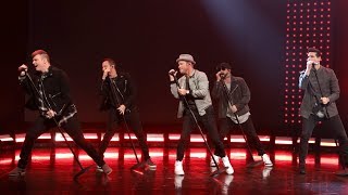 Backstreet Boys Light Up the Stage with &#39;Don&#39;t Go Breaking My Heart&#39;
