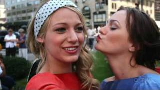 Serena &amp; Blair photo shoot/ Red &amp; Blue Dresses / 1x4 Bad News Blair