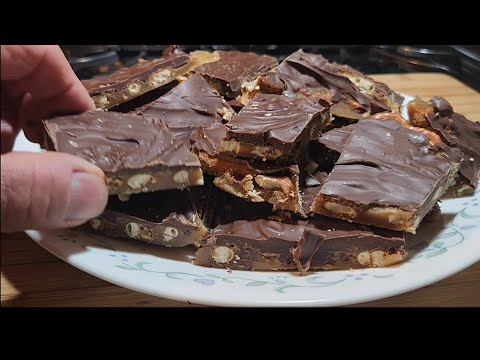 Chocolate Caramel Pretzel Bark