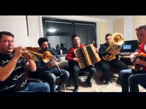 Mladi korenjaki (Die Jungen Helden) - Na Golici (Trompeten-Echo) #live