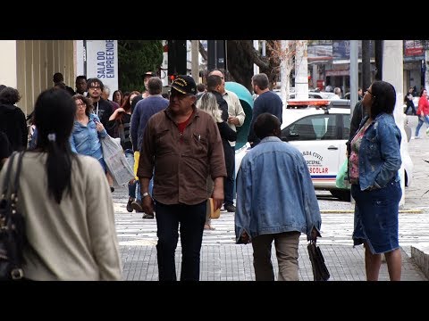 Caprichar no currículo aumenta chances de conseguir emprego