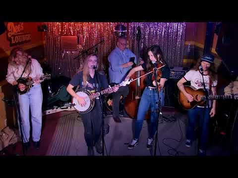 Brenna Macmillan, Mair, Maddie Denton