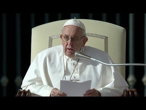 Pope explains eighth commandment “You shall not bear false witness”