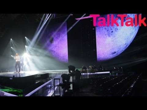 Pips is backstage at the final! - Backstage with TalkTalk - The X Factor UK 2012