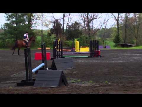 Bay Bridge Showjumping at Elysian Hills 23 apr 2011.MP4