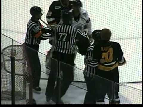 Riley Emmerson vs Aaron Dawson