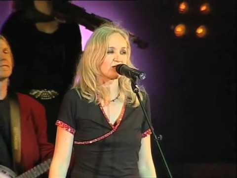 17 HIPPIES - El DORADO - China 2009