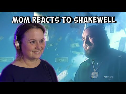 Mom's *FIRST* Reaction to Shakewell [Late night, Sleeping Bag]