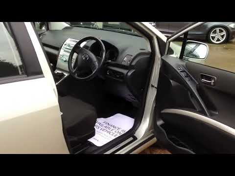 Toyota corrolla verso 7 seater with DVD players in kent