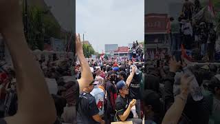 Download lagu Makin siang makin memanas warga pati ‼️😳😳🔥🔥🔥 #demo #demobupati #pati #pativiral #geger #trending mp3