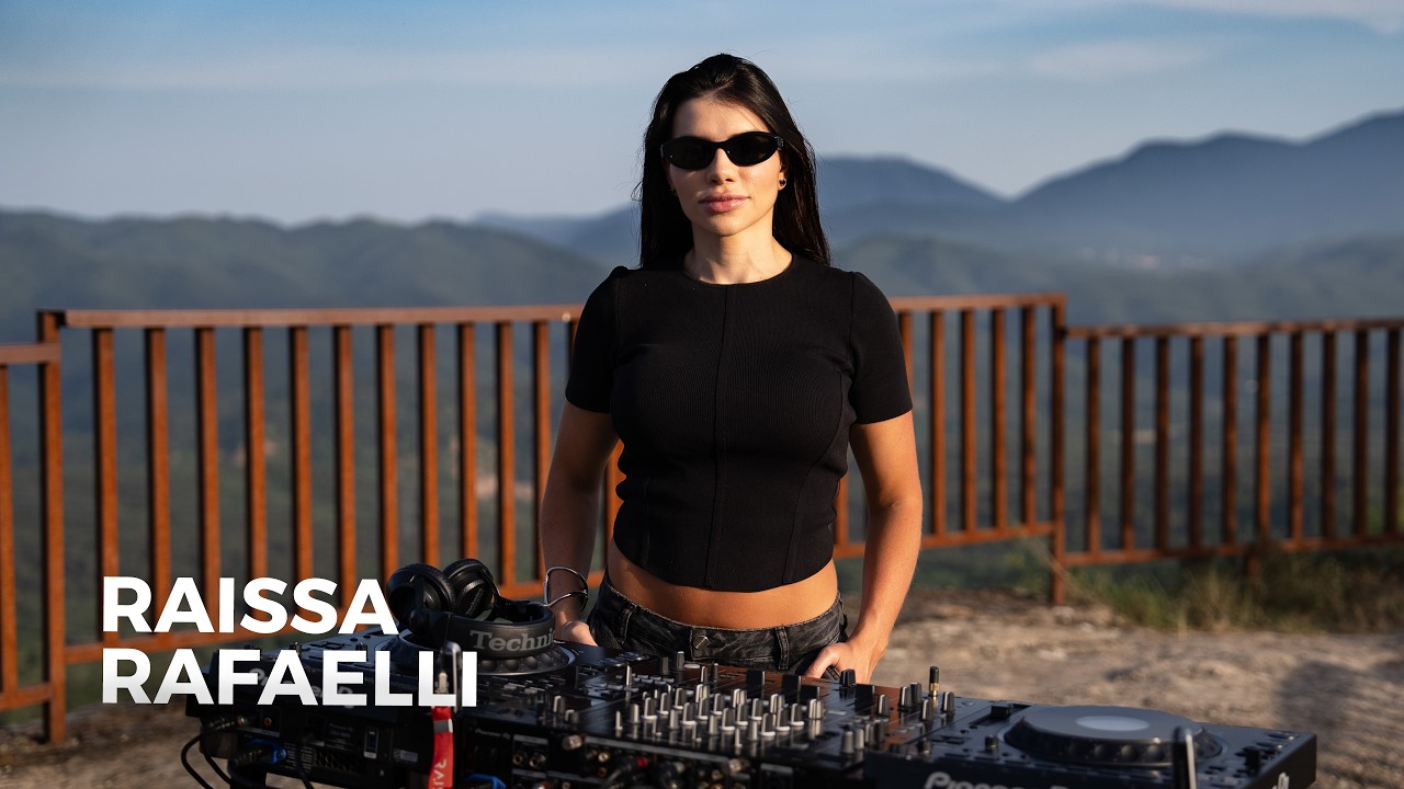 RAISSA RAFAELLI - Live @ Radio Intense / Melodic House & Techno DJ Mix