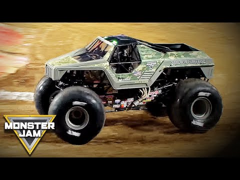 Monster Jam 2022 - World Finals XXI Racing - Camping World Stadium - Orlando, FL - 1 | Monster Jam