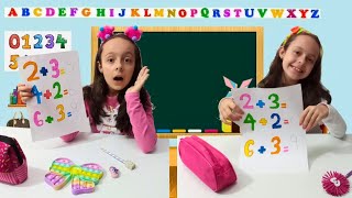 Aprendendo a fazer continhas de mais na escola - Historinha com Sophia Victoria