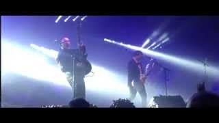 Manic Street Preachers w/Andy Cairns (Therapy?)-&quot;You Love Us&quot; (Live Roundhouse, London 17-12-2014