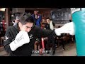 LEO SANTA CRUZ SHOWS YOU HOW A PROFESSIONAL HITS & WORKS THE HEAVY BAG DURING HIS BOXING WORKOUT