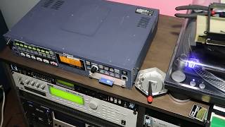 Video thumbnail for Roland VSR-880 CF Card Reader - Removable Drive Bay Install by Demane Williams