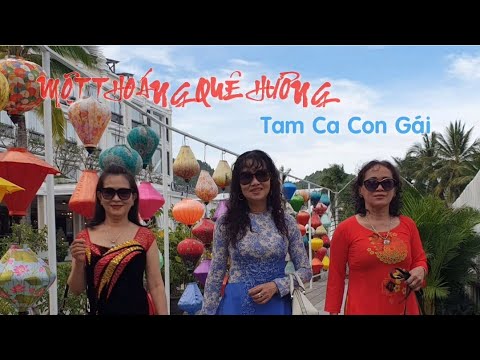 Thể hiện bởi Tam Ca Con Gái