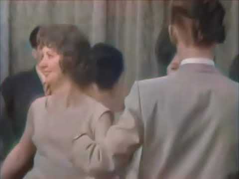 The Twist のサムネイル