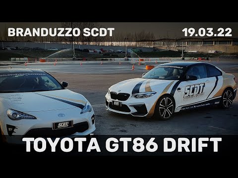 Toyota GT86 | My first time DRIFTING | SCDT March 2022