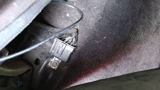 '05 Chevy TB/EXT Center Console G201 Ground
