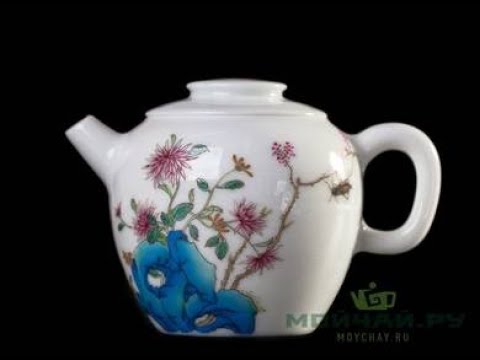 Teapot # 26295, Jingdezhen porcelain, hand painting, 195 ml.