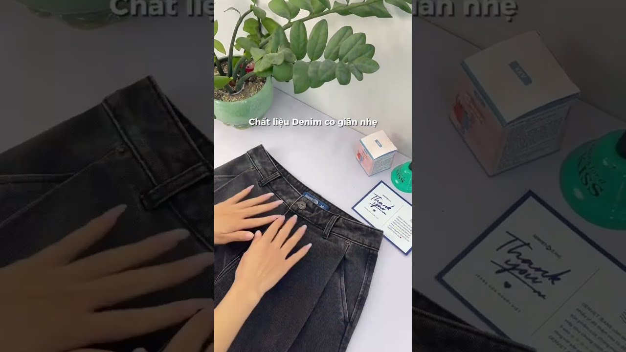 Quần Jeans Nữ Ống Cong Cá Tính