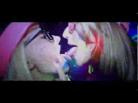 Showtek ft. We Are Loud - Booyah | TARGAMY "HIP HOP FLUO" @ SHOCKING 10-10-2013