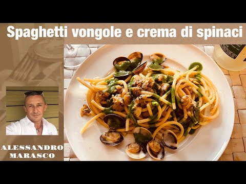 Come fare gli Spaghetti alle vongole con crema di spinaci