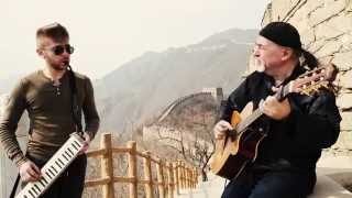 Funny Improvised Potpourri - Igor & Slava Presnyakov at the Great Wall of China!