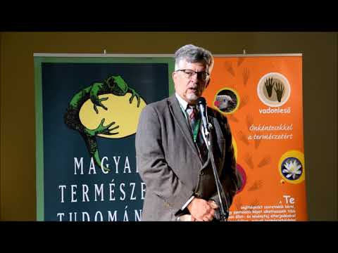 "Az Év Emlőse: a földikutya" éves programsorozat nyitórendezvénye. Dr. Korsós Zoltán köszöntése.
