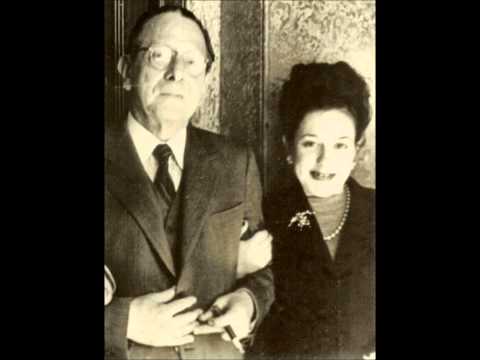 Alicia de Larrocha plays Frank Marshall - Foc-Follets