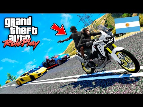 TROLLEO la POLICIA con un MONO en un Servidor ARGENTINO | GTA 5 ROLEPLAY