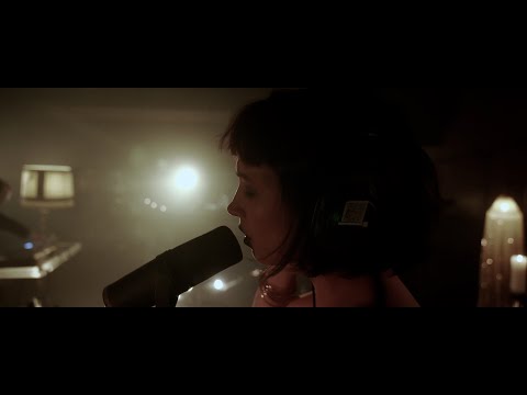 Nadie Reyhani - Free (Live from Wisseloord Studios)