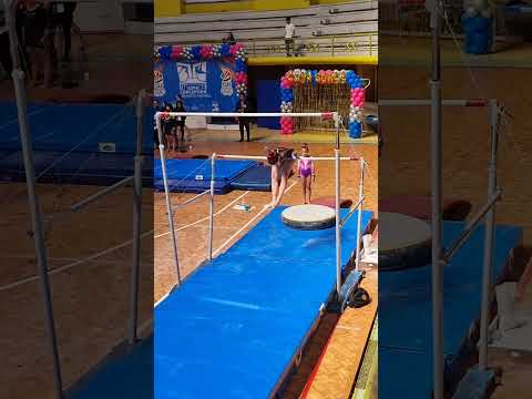 Constanza Jimenez. Gimnasia Artistica nivel 4 Barras. Competencia Copa Concepcion. Nov 2023.