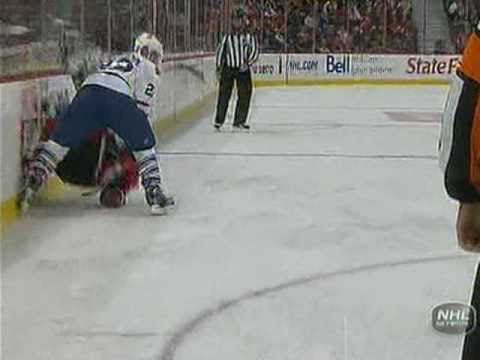 Francois Beauchemin slams Alexei Kovalev