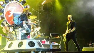 Foo Fighters, D.O.A, live, Milton Keynes, 5/9,15, From the front