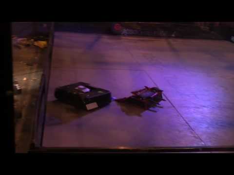 Robot Arena Insomnia 58 - Satanix vs Enforcer