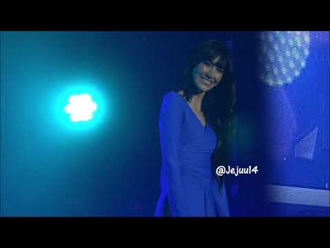 AITANA "VAS A QUEDARTE" | 11 RAZONES TOUR BCN PALAU - 04/12/2021 | @JEJUU14X