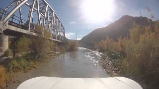 preview picture of video 'Mojave Trail November 2014 Water Crossing #2'