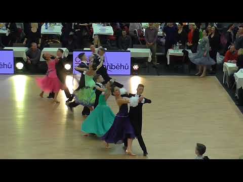 055 Adam Čadílek - Vanesa Holíková /MČR STT 2018/ Třinec/ Junior II./ 1.kolo/ Slowfox