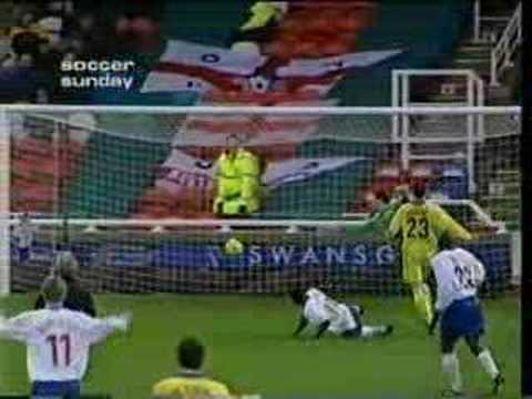 Rushden & Diamonds - Onandi Lowe