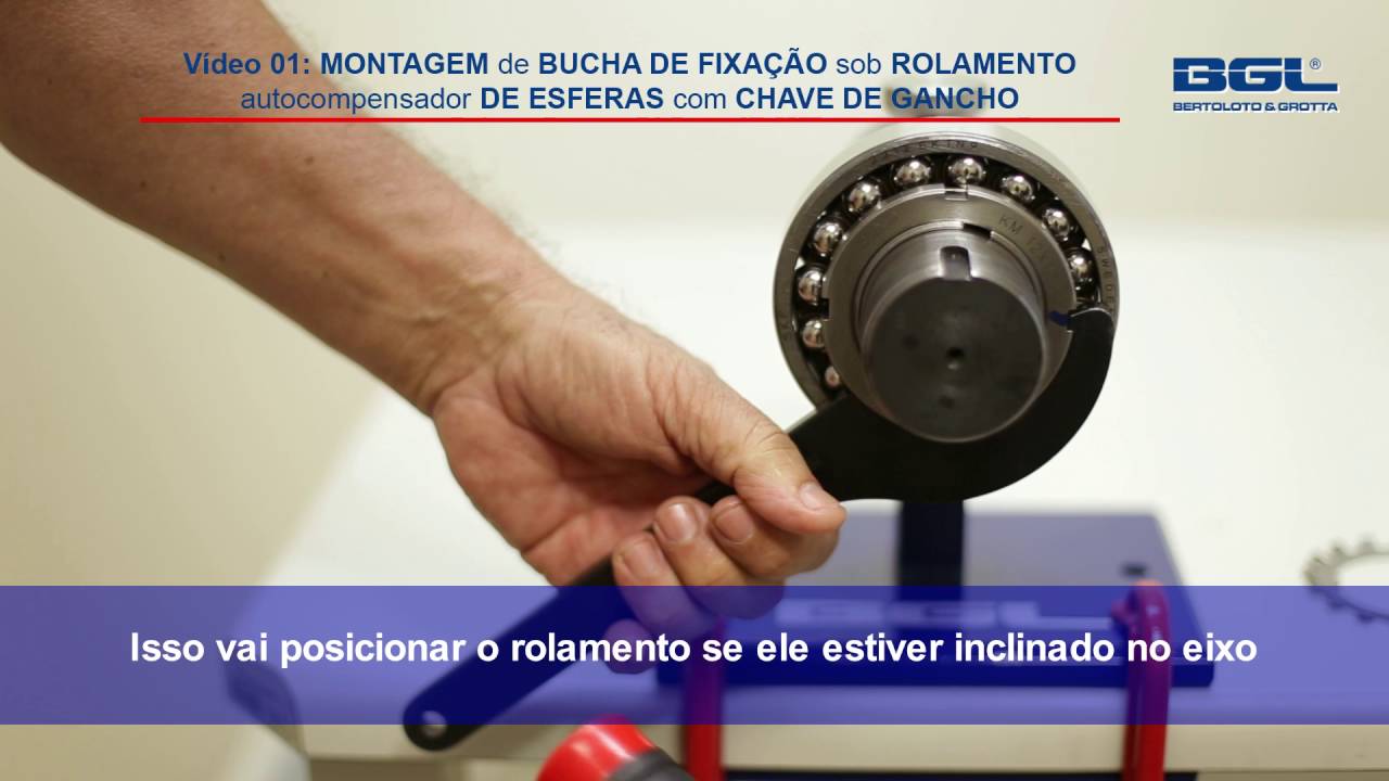 01  Montagem Bucha de Fixação sob Rolamento Autocompensador de Esferas com Chave de Gancho