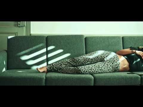 Knuts Koffer – ii – Trailer Planet Sofa (7/9)