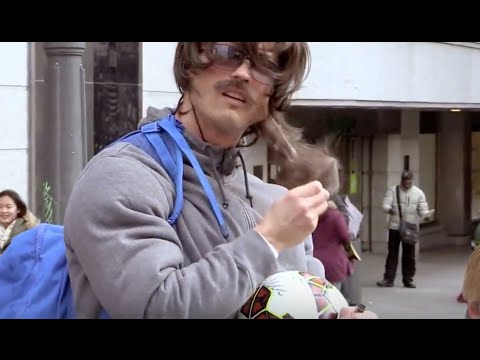 I tipi di faccia si staccano in istituti di bellezza I pacchi di faccia che stringono un ovale da argilla