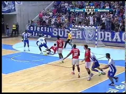 Andebol: FC Porto-Benfica, 28-27 (Andebol 1, meia-final, jogo 2, 04/04/15)