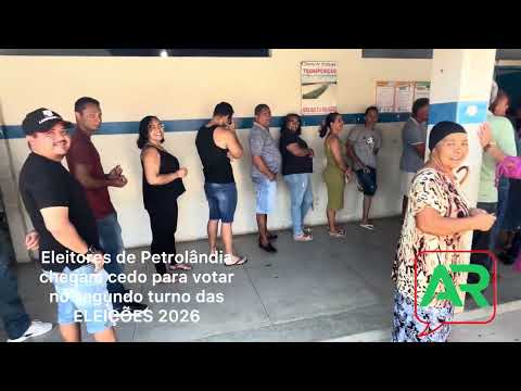 Eleitores de Petrolândia chegam cedo para votar no 2º turno das eleições 2026