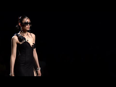 Edgy Artistry: Álvaro Calafat Spring-Summer 2025 Show | Mercedes-Benz Fashion Week Madrid