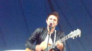 Kris Allen - She Works Hard for the Money (Homecoming - 5.8.09)