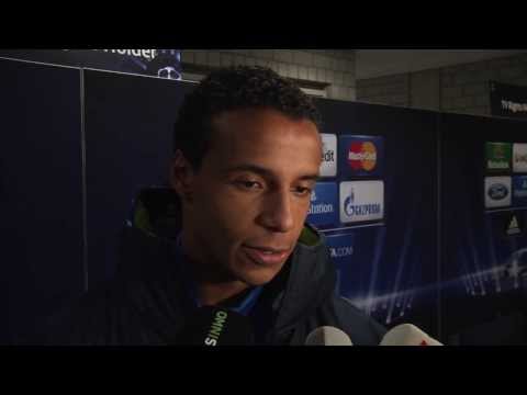 Abseitstor! Torschütze Joel Matip und Co. sagen "Danke" | FC Schalke 04 - FC Basel 2:0